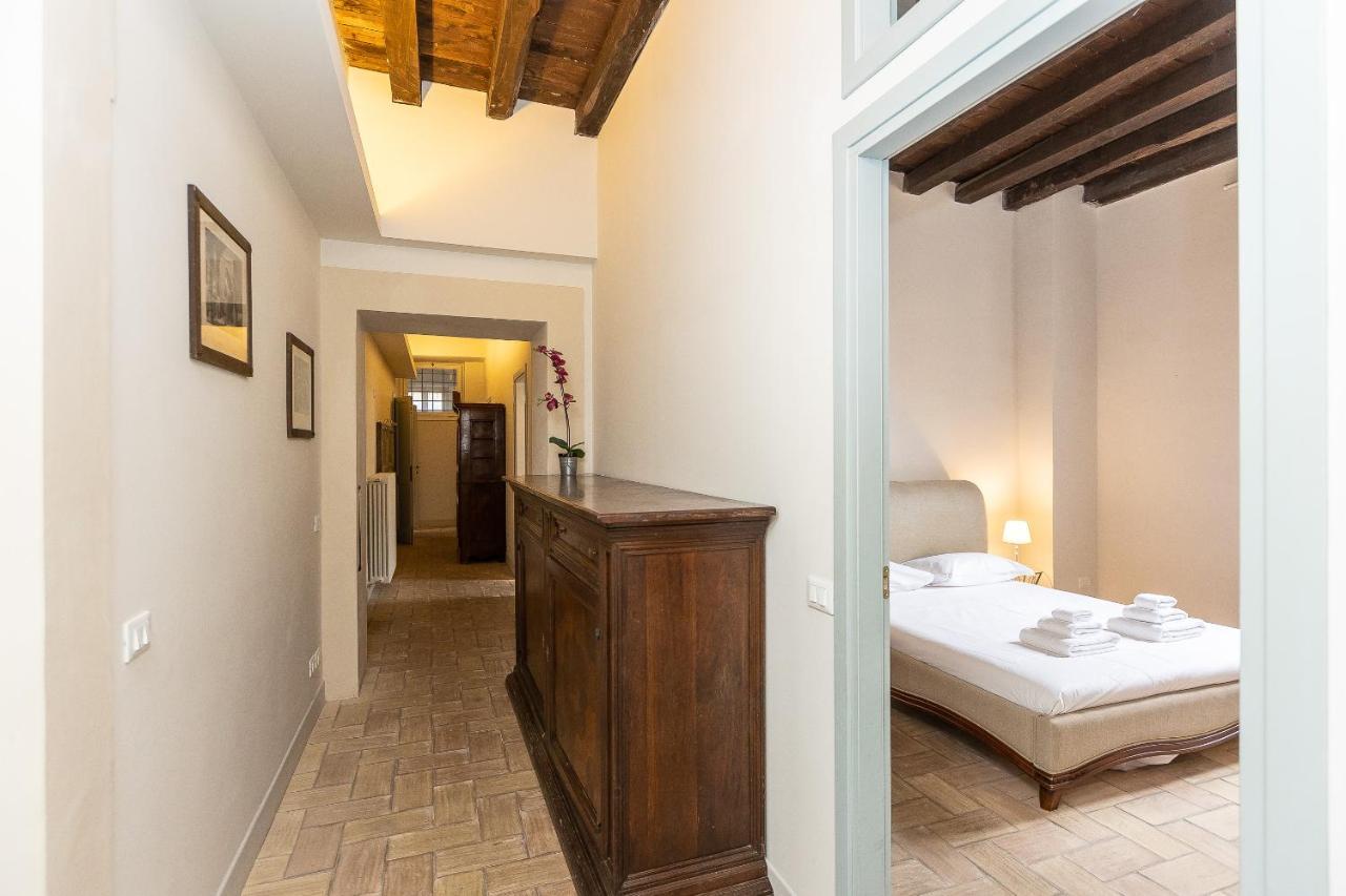Rome Historical Apartment - Arco Dei Banchi Eksteriør billede