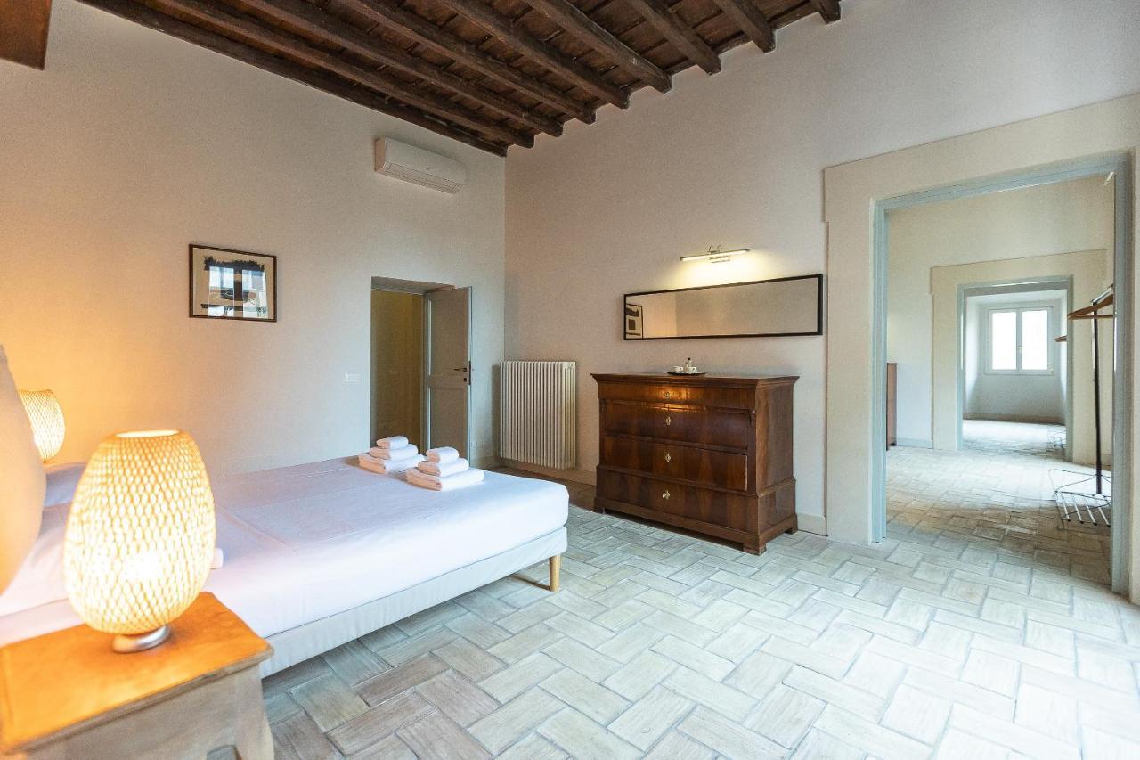 Rome Historical Apartment - Arco Dei Banchi Eksteriør billede