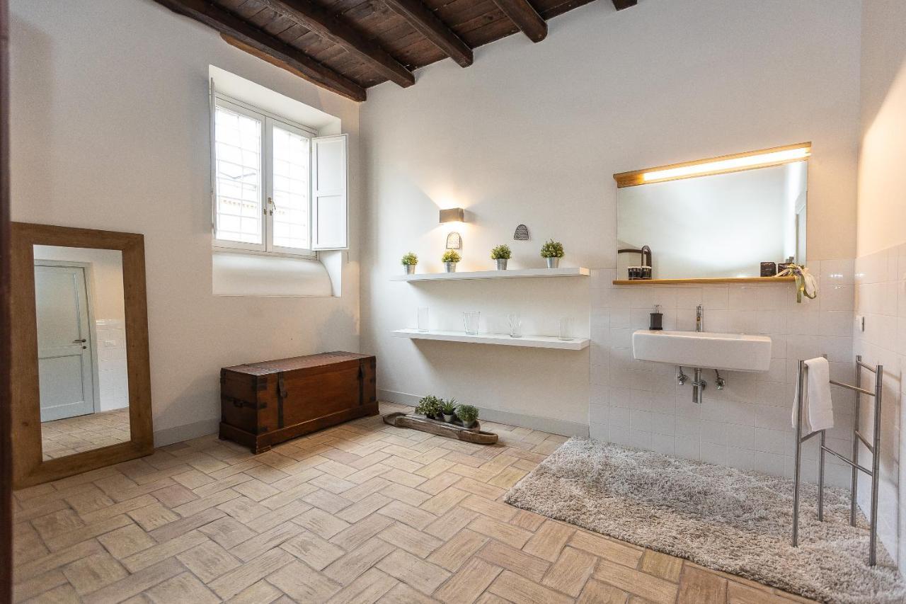 Rome Historical Apartment - Arco Dei Banchi Eksteriør billede